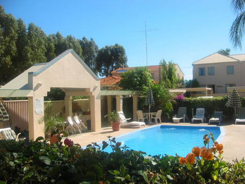 Kalbarri Murchison View Apartments - Sydney 4u 4