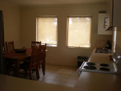 Kalbarri Murchison View Apartments - Sydney 4u 18