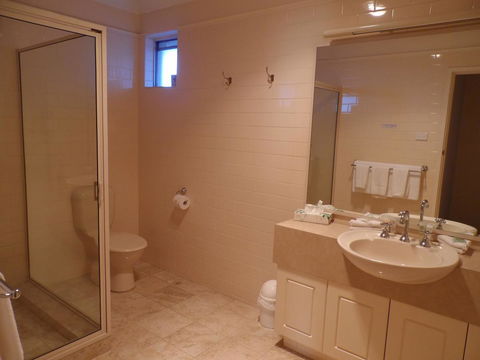 Clifton Motel & Grittleton Lodge - Sydney 4u 29
