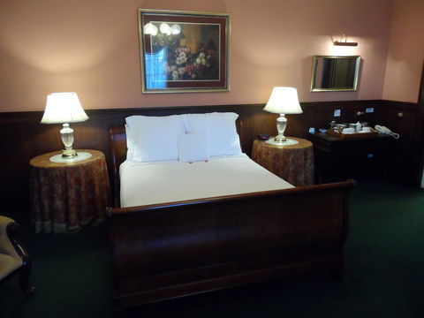 Clifton Motel & Grittleton Lodge - Sydney 4u 30