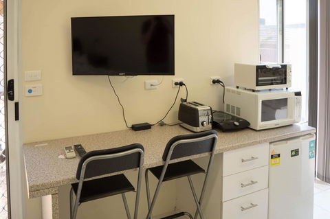 Susan Yong's Studio - Accommodation Sydney 10
