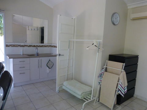 Susan Yong's Studio - Accommodation Sydney 13