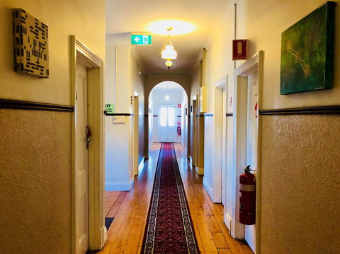 Junction Hotel Moora - Sydney 4u 19