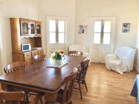 Junction Hotel Moora - Sydney 4u 29