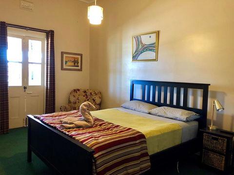 Junction Hotel Moora - Sydney 4u 11
