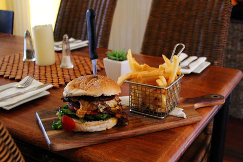 Junction Hotel Moora - Sydney 4u 22