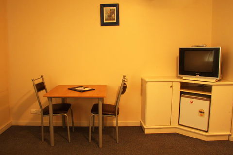 Cervantes Pinnacles Motel - Sydney 4u 7