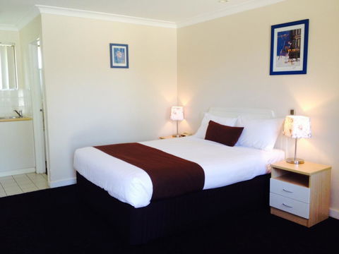 Cervantes Pinnacles Motel - Sydney 4u 8