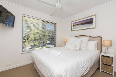 Cottesloe Beach Pines Apartment - Sydney 4u 5