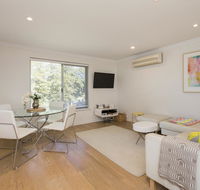 Cottesloe Beach Pines Apartment - Sydney 4u