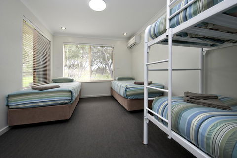 Mandalay Holiday Resort And Tourist Park - Accommodation Sydney 1