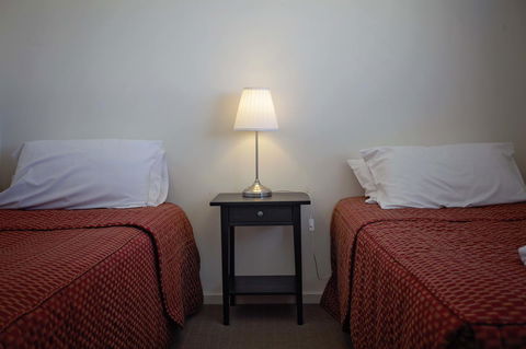Hopetoun Motel & Chalet Village - Sydney 4u 33