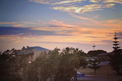 Hopetoun Motel & Chalet Village - Sydney 4u 36