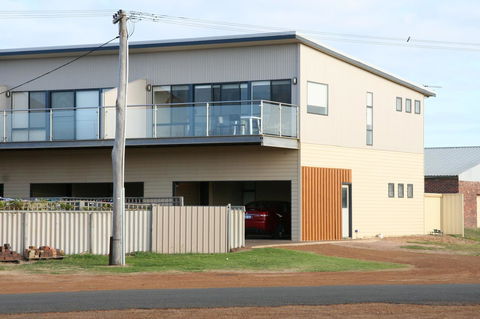 Hopetoun Motel & Chalet Village - Sydney 4u 21