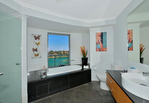 A 406 FANTASTIC OCEAN BEACH And MARINA VIEW APT - MANDURAH - Accommodation Sydney 30