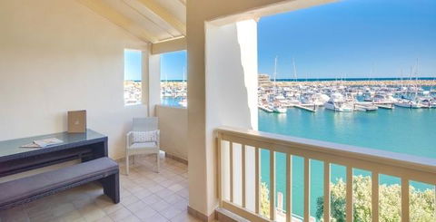 The Marina Hotel - Mindarie - Sydney 4u 9