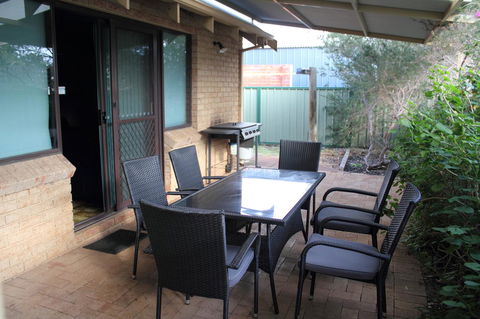 Kestrel Chalets - Sydney 4u 11