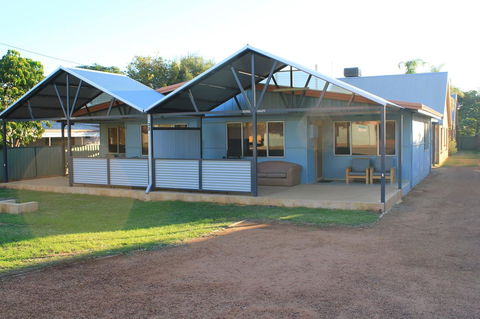 Kestrel Chalets - Sydney 4u 14