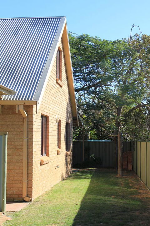 Kestrel Chalets - Sydney 4u 5