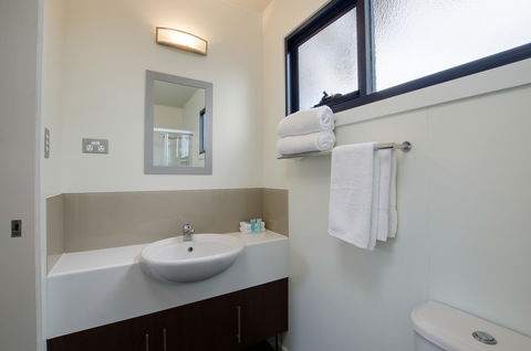 Swansea Beach Chalets - Sydney 4u 15