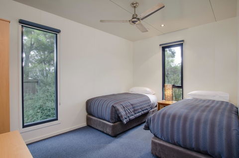 Swansea Beach Chalets - Sydney 4u 10