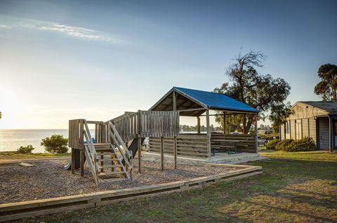 Swansea Beach Chalets - Sydney 4u 37