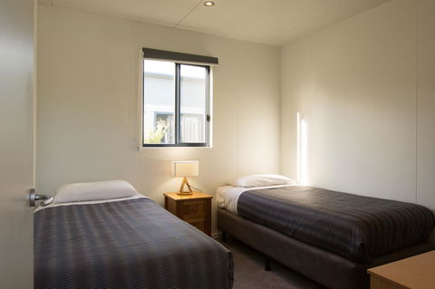 Swansea Beach Chalets - Sydney 4u 3
