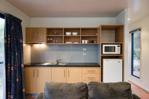 Swansea Beach Chalets - Sydney 4u 5