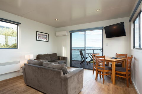 Swansea Beach Chalets - Sydney 4u 1