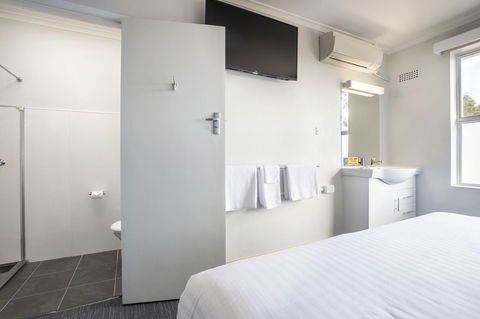 Nightcap At Carlyle Hotel - Sydney 4u 2