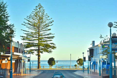 Beachfront Voyager Motor Inn - Sydney 4u 13