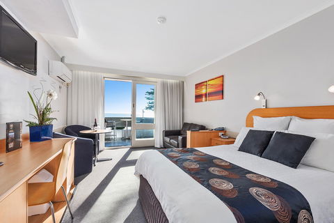 Beachfront Voyager Motor Inn - Sydney 4u 8