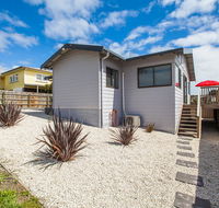 Bircoo Cottage Beach and Golf Getaway - Accommodation Sydney