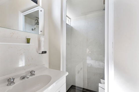 The Cornwall Boutique Hotel - Sydney 4u 7