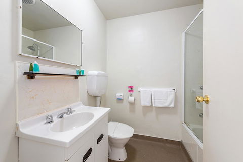 The Cornwall Boutique Hotel - Sydney 4u 13