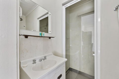 The Cornwall Boutique Hotel - Sydney 4u 14