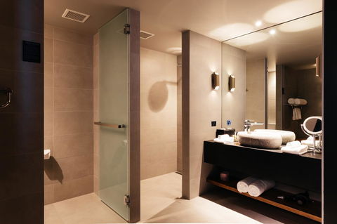MACq 01 Hotel - Sydney 4u 2