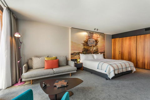 MACq 01 Hotel - Sydney 4u 1