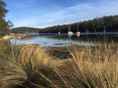 A Slice Of Paradise - Sydney 4u 15