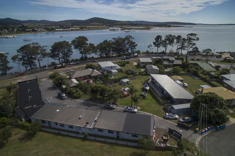 Georges Bay Apartments - Sydney 4u 25