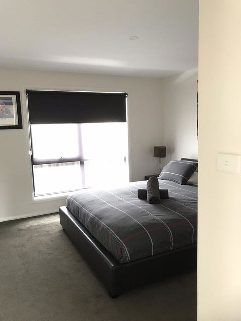 Georges Bay Apartments - Sydney 4u 5