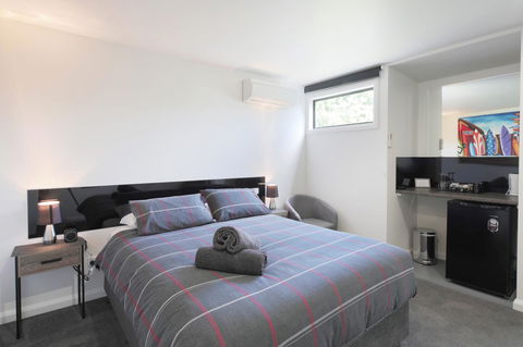 Georges Bay Apartments - Sydney 4u 24