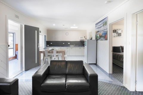 Georges Bay Apartments - Sydney 4u 34