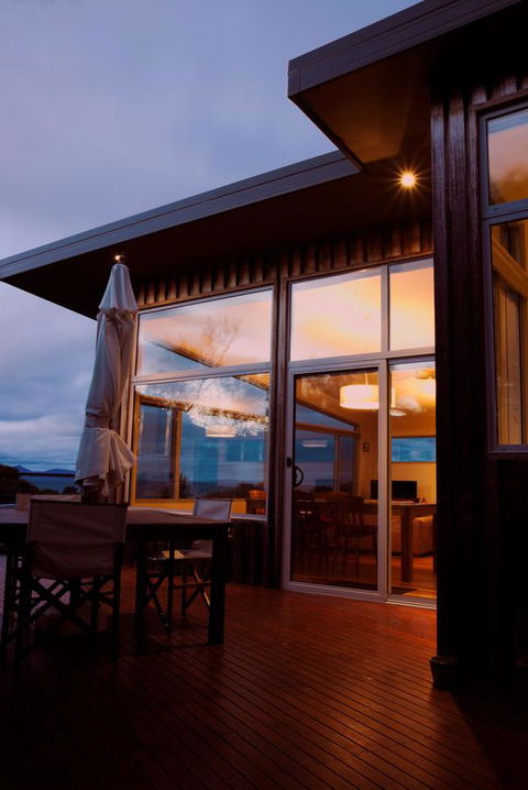 Eagle Peaks At Freycinet - Sydney 4u 23