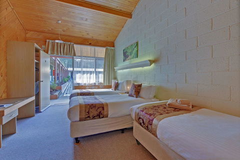 Gold Rush Inn - Sydney 4u 15