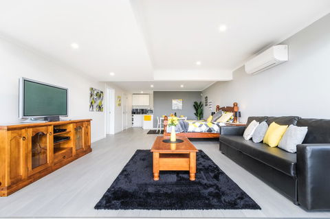 Views Forever - Devonport - Accommodation Sydney 5