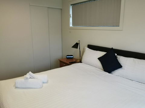 Youngtown Executive Apartments - 2BR Included, Free Parking & Wifi, Sofa Bed & Cot Fee Applies - Sydney 4u 12