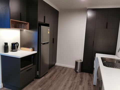 Youngtown Executive Apartments - 2BR Included, Free Parking & Wifi, Sofa Bed & Cot Fee Applies - Sydney 4u 33