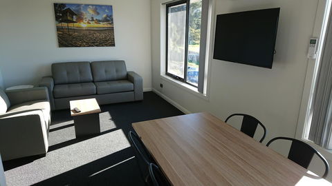 Youngtown Executive Apartments - 2BR Included, Free Parking & Wifi, Sofa Bed & Cot Fee Applies - Sydney 4u 5