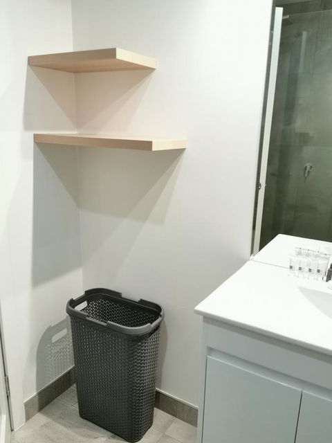 Youngtown Executive Apartments - 2BR Included, Free Parking & Wifi, Sofa Bed & Cot Fee Applies - Sydney 4u 25